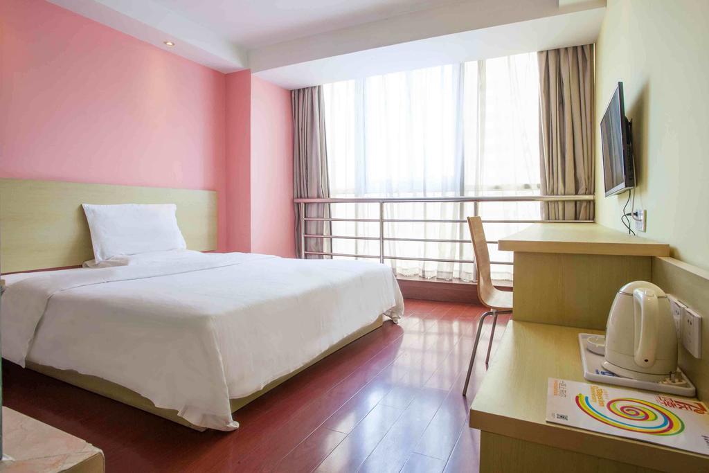 7Days Inn Foshan Zumiao Baihua Plaza Room photo