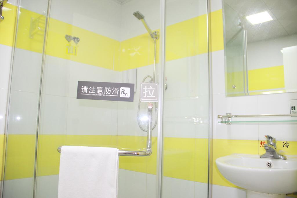 7Days Inn Foshan Zumiao Baihua Plaza Exterior photo